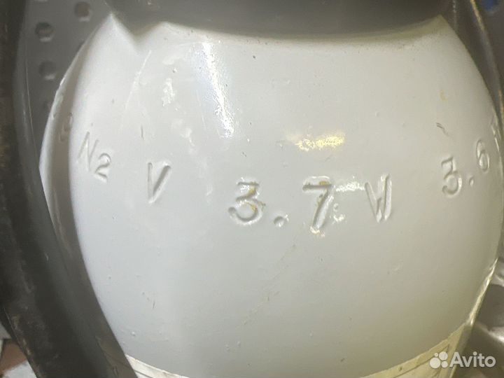 Баллон с азотом для заправки гидромолота