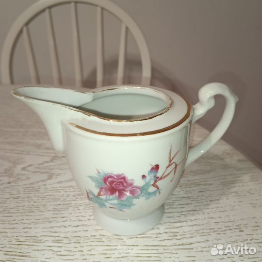 Заварочный чайник, молочник