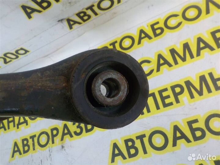 Рычаг задний верхний левый Mitsubishi Pajero III