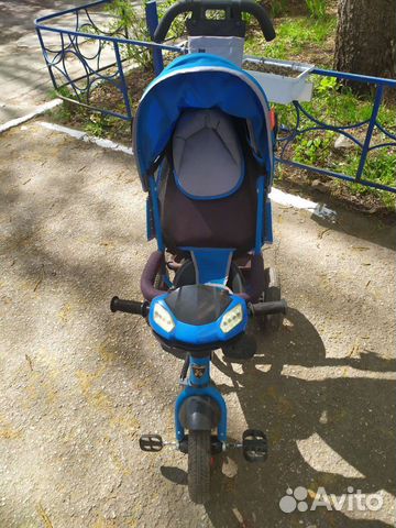 Трехколесный велосипед