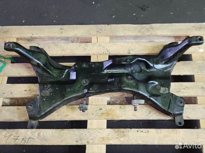 Балка двигателя Mitsubishi Outlander 1