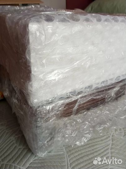 Коробки большие с игрушками