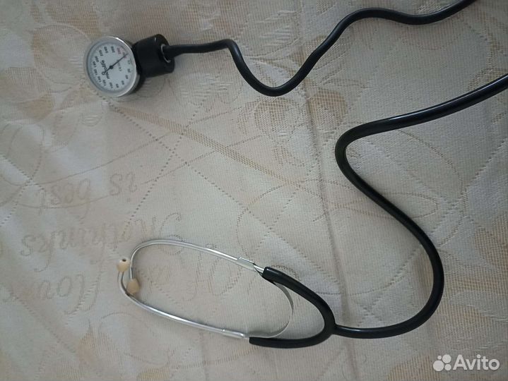 Тонометр механический. На запчасти