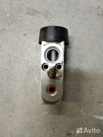 Клапан кондиционера Шевроле Авео T250