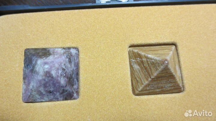 Энергия камней(оригинал) каталог к каждому минерал