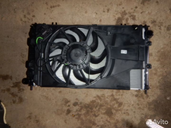 Радиатор охлаждения в сборе LADA Granta