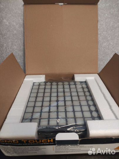 Behringer cmd touch tc64