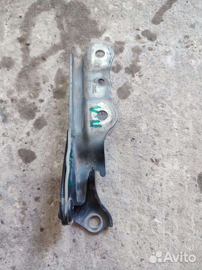 Петли капота Hyundai Elantra XD