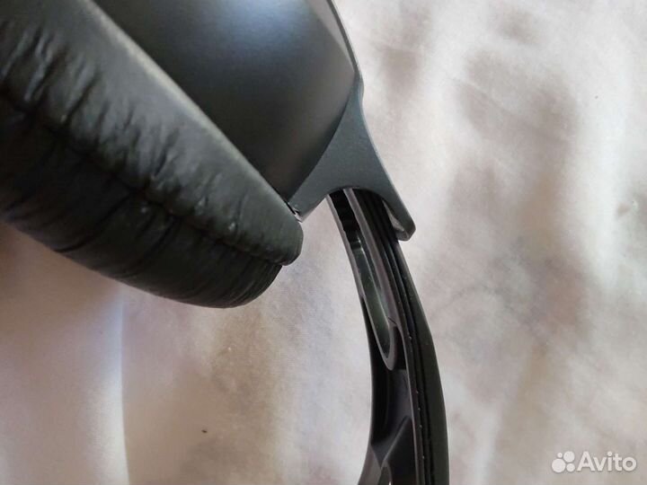 Проводные наушники