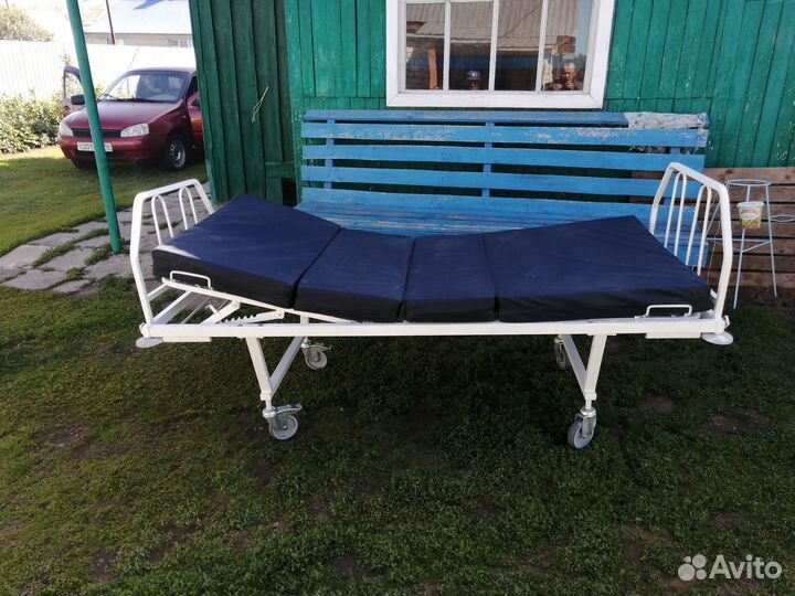 Кровать для лежачих больных бу