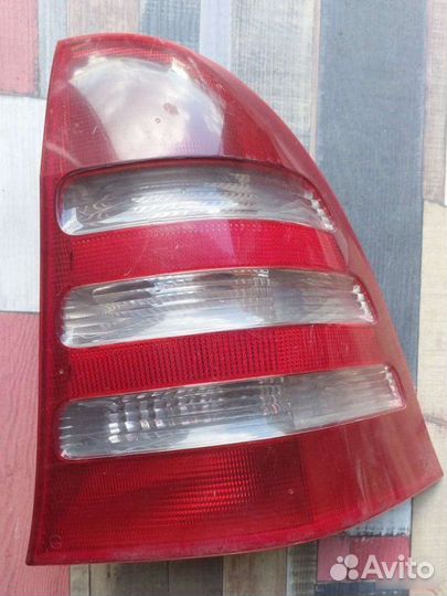 Фонарь задний Mercedes Ml 500 W203 2000-2004
