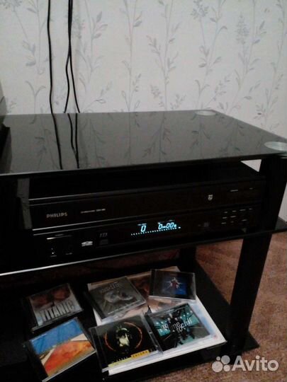 LD Проигрователь Philips 496
