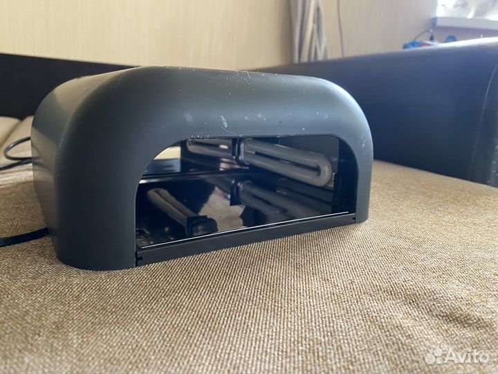 Лампа для ногтей