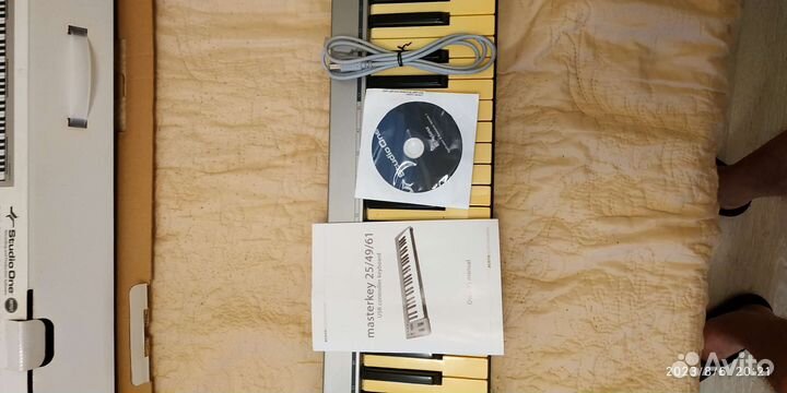 Миди клавиатура 61 клавиша