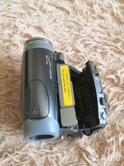 Видеокамера sony