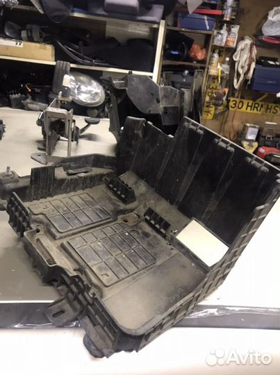 Площадка акб Renault Megane 2