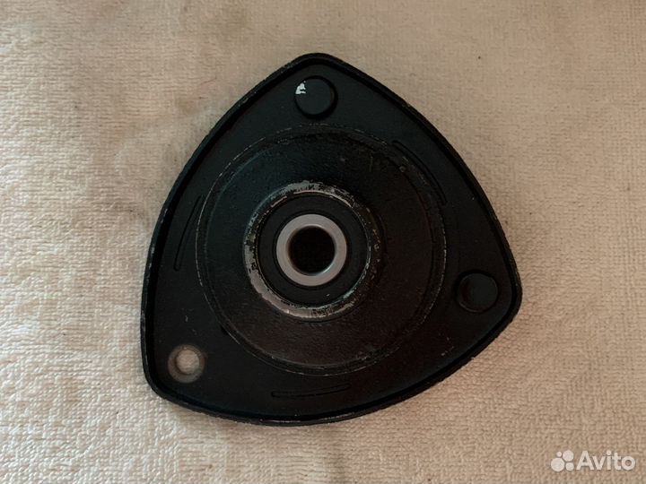 Опора переднего амортизатора Toyota