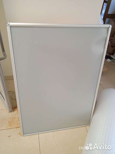 Стеновые панели для плакатов