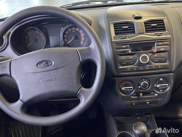 LADA Granta 1.6 МТ, 2024