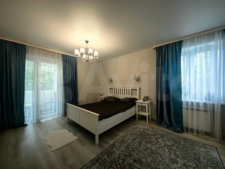 3-к. квартира, 80 м², 2/3 эт.