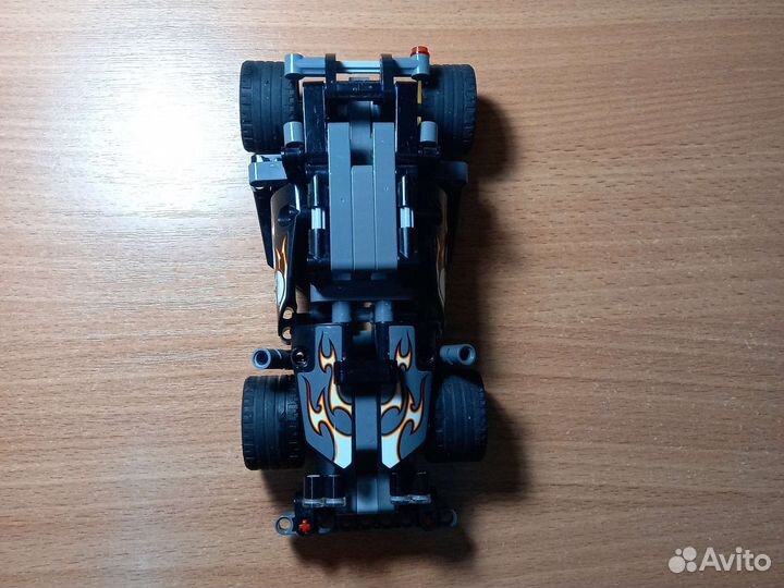 Lego Technic гоночный автомобиль для побега 42046