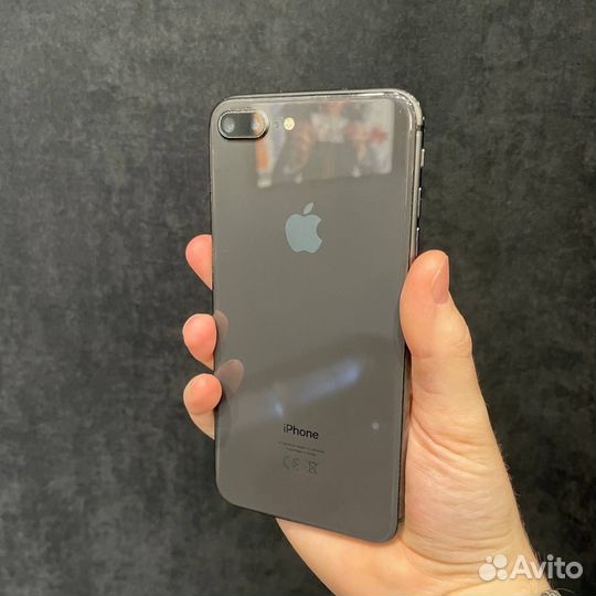 iPhone 8 Plus, 64 ГБ