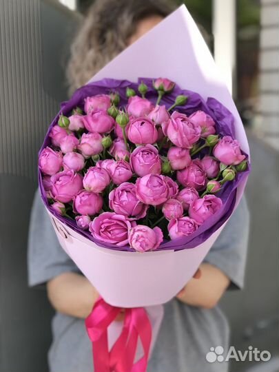 Роза кустовая пионовидная