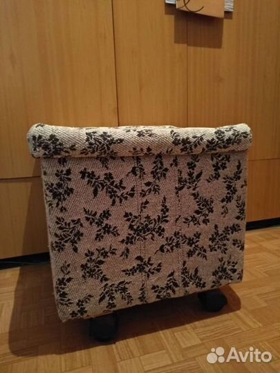 Банкетка пуфик