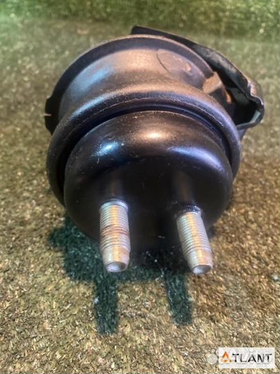 Подушка двигателя передний правый toyota mark I