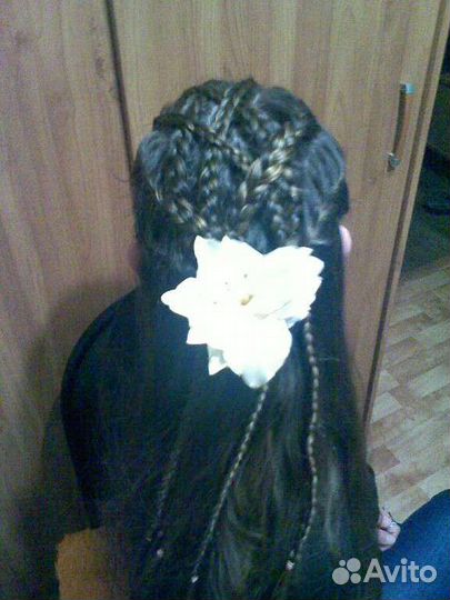 Плетение косичек, прически