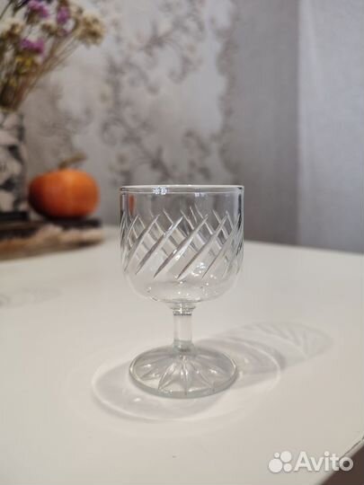 Хрустальные рюмки