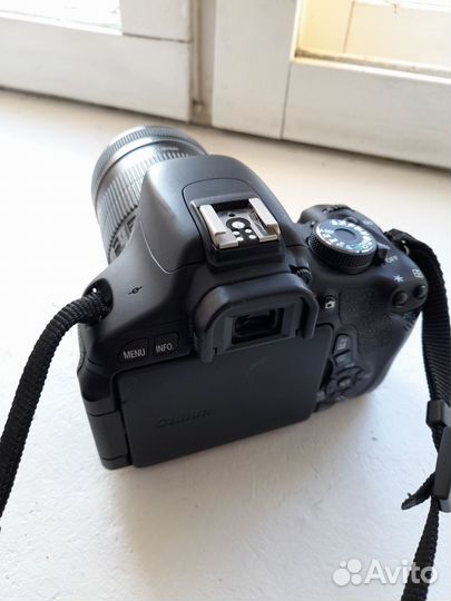 Зеркальный фотоаппарат canon 600d