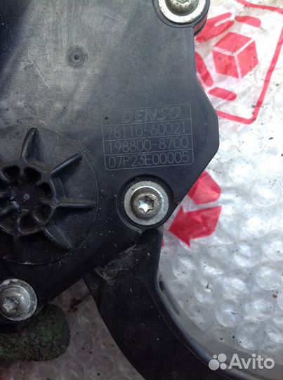 Lexus LX570,Toyota Land Cruiser 200 педаль газа