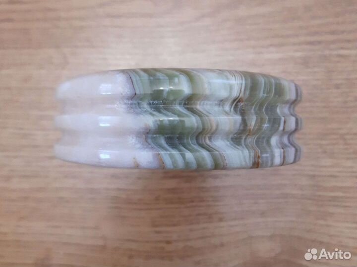 Пепельница из оникса