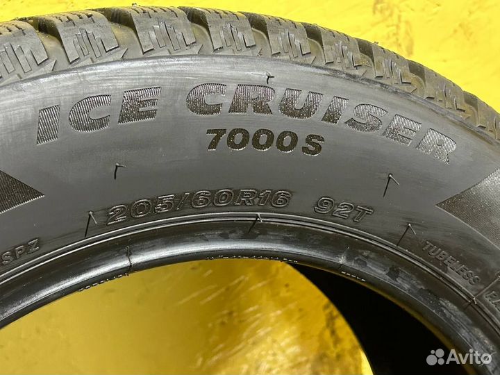 Bridgestone Ice Cruiser 7000S 205/60 R16 92T