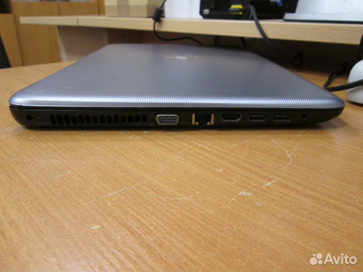 HP 250 G5 i5/8Gb/SSD120-250Gb/R5 M330/15.6