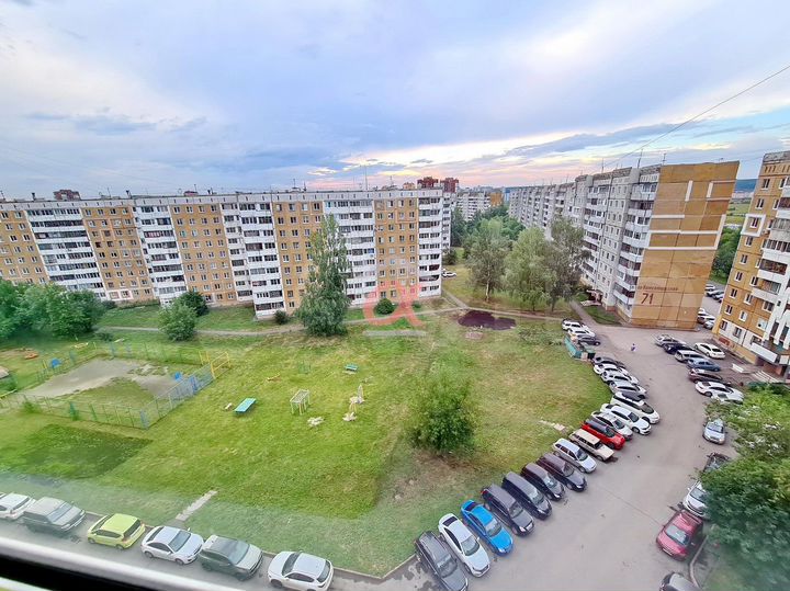 4-к. квартира, 80 м², 9/9 эт.