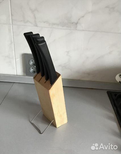 Набор кухонных ножей с подставкой IKEA