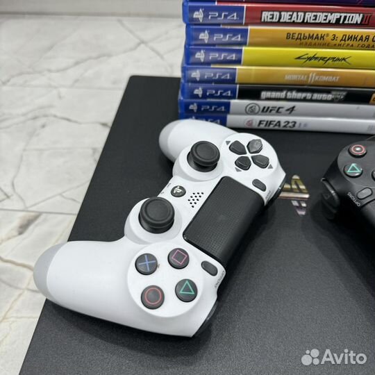 Sony PS4 Pro 1Tb / Диски / 2 Джойстик
