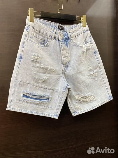 Джинсовые шорты