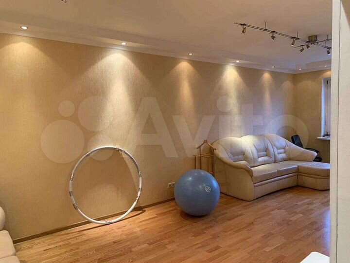 Комната 25 м² в 2-к., 7/16 эт.