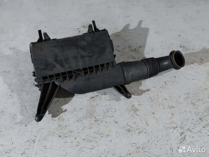 Корпус воздушного фильтра Mercedes Vito W639 OM646