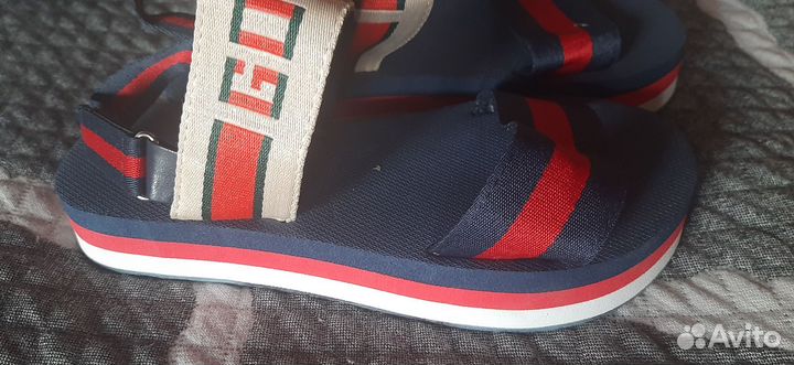 Сандалии женские