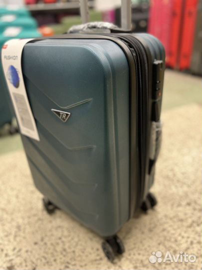 Чемоданы резиновые