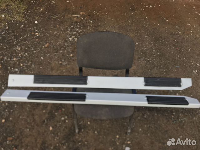 Подножки порогов на Nissan Terrano (с 2013 года)