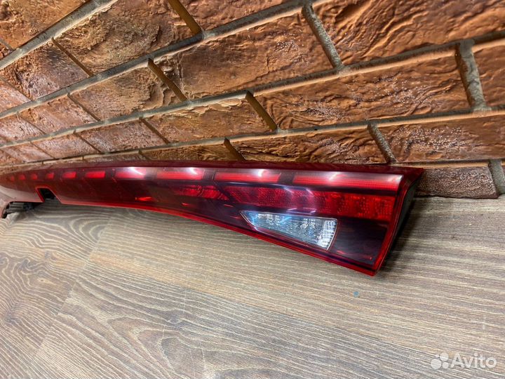 Фонарь задний центральный Kia K5 LED Светодиодный