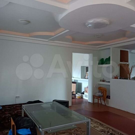 Коттедж 250 м² на участке 16 сот.