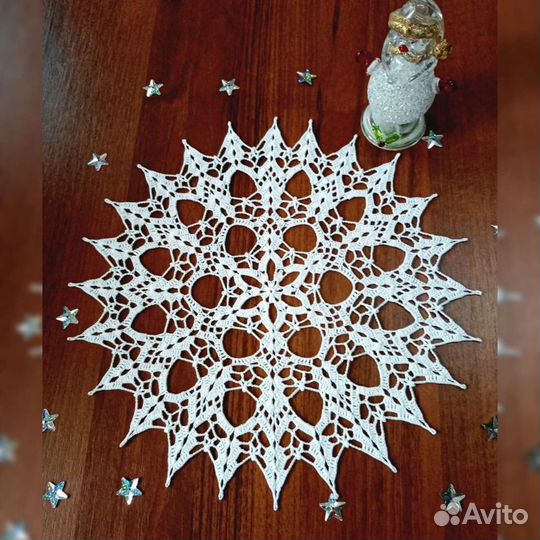 Ажурная интерьерная салфетка