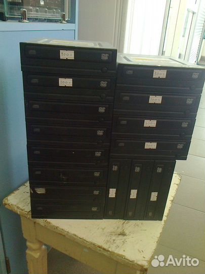 Новые - DVD (SATA, ide) - 50 шт