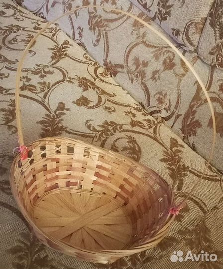 Корзина плетеная соломенная